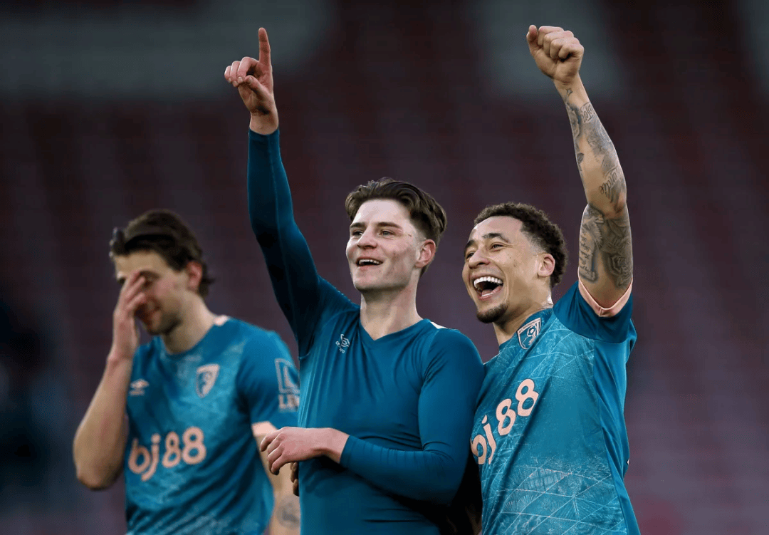 布莱默顿碧蓝航线