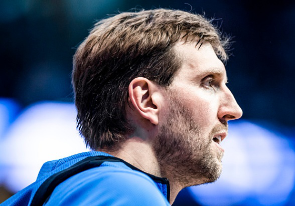 开云官网-关于波尔图训练开放日；关键时刻外线爆发引欢呼；国王杯在即；数据趋势出现新变化的信息